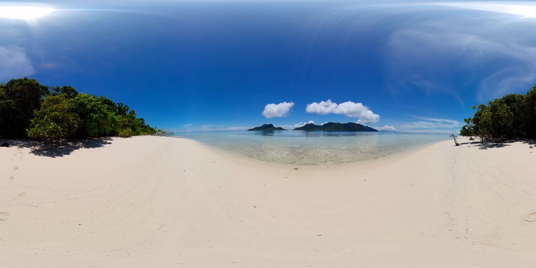 Aqua Geo Golden Tides Pearl Necklace